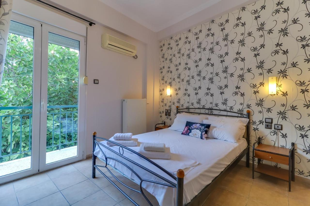 Hoteleros Dionysos Athens Атина Екстериор снимка