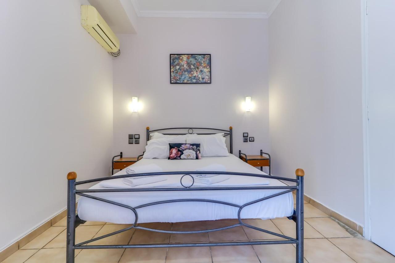 Hoteleros Dionysos Athens Атина Екстериор снимка