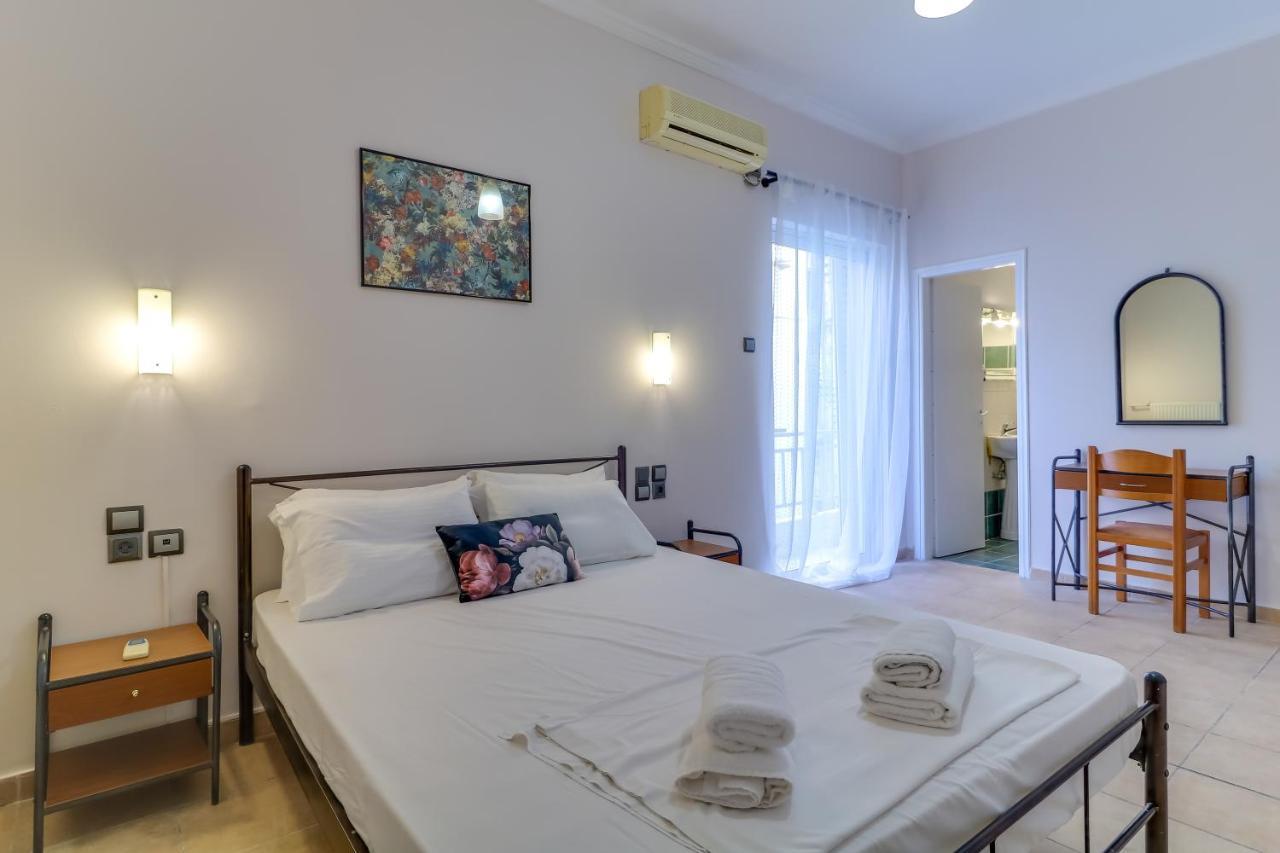 Hoteleros Dionysos Athens Атина Екстериор снимка