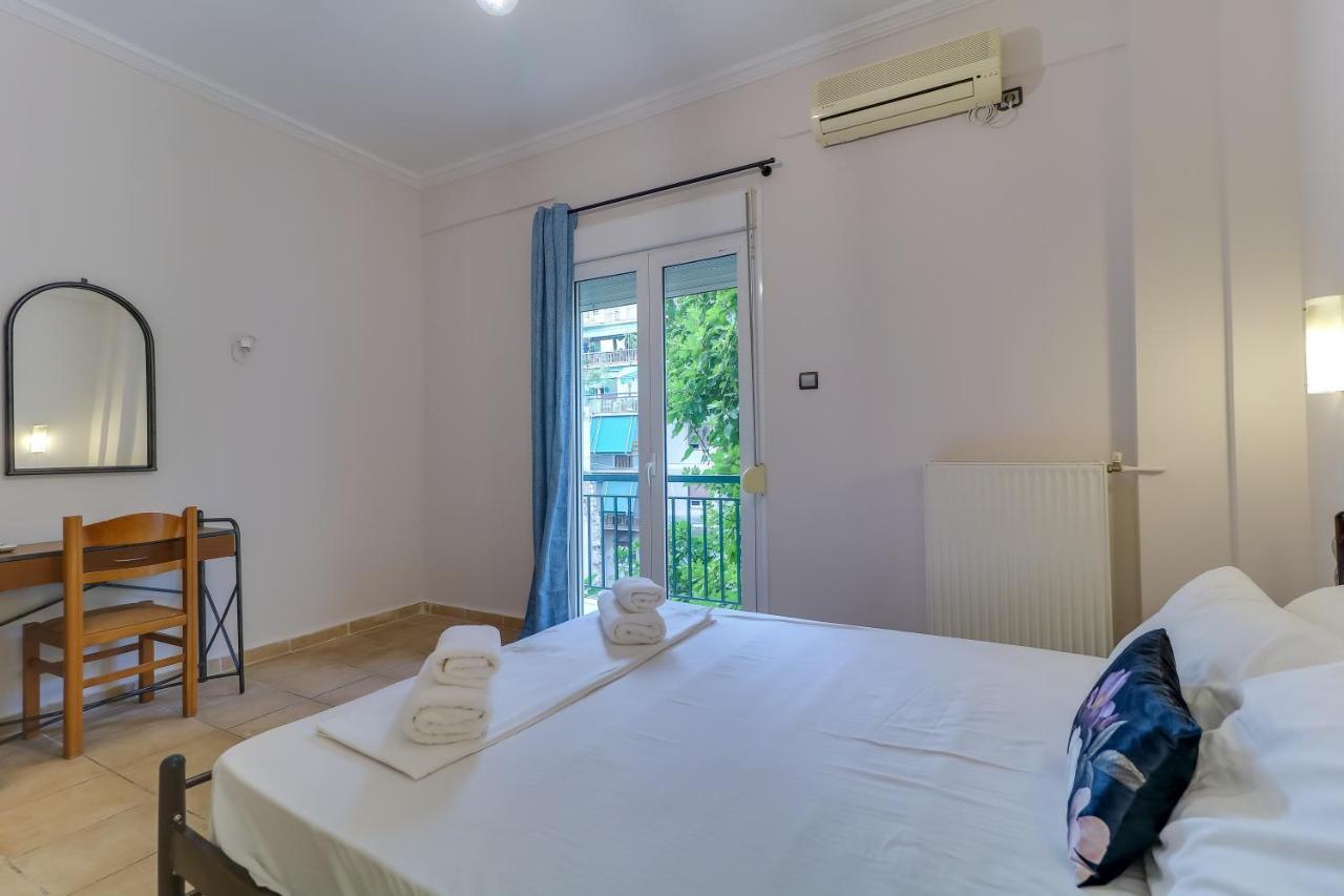 Hoteleros Dionysos Athens Атина Екстериор снимка